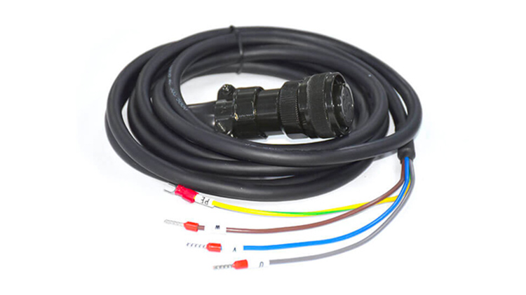 Fanuci servomootori kaabel