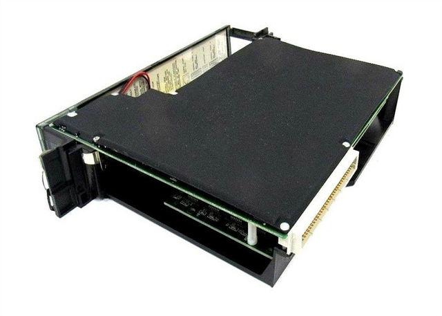 GE Fanuc 90-70 серия IC697CPX782 PLC GE Централен процесор