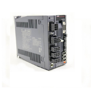 מגבר סרוו של מיצובישי MELSERVO-J4 עם כונן 400W MR-J4W3-444B